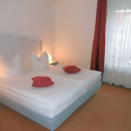 Und Restaurant Rosenkranz 호텔 2*