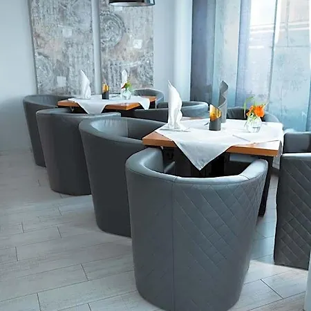 Und Restaurant Rosenkranz 호텔