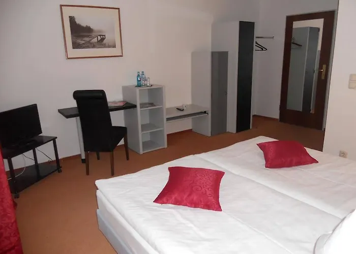 فندق Und Restaurant Rosenkranz Markranstädt