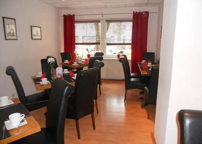 فندق Und Restaurant Rosenkranz Markranstädt