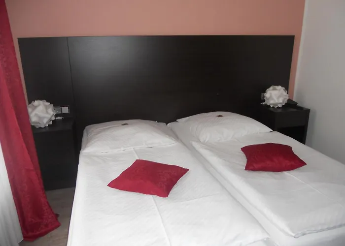 Und Restaurant Rosenkranz فندق